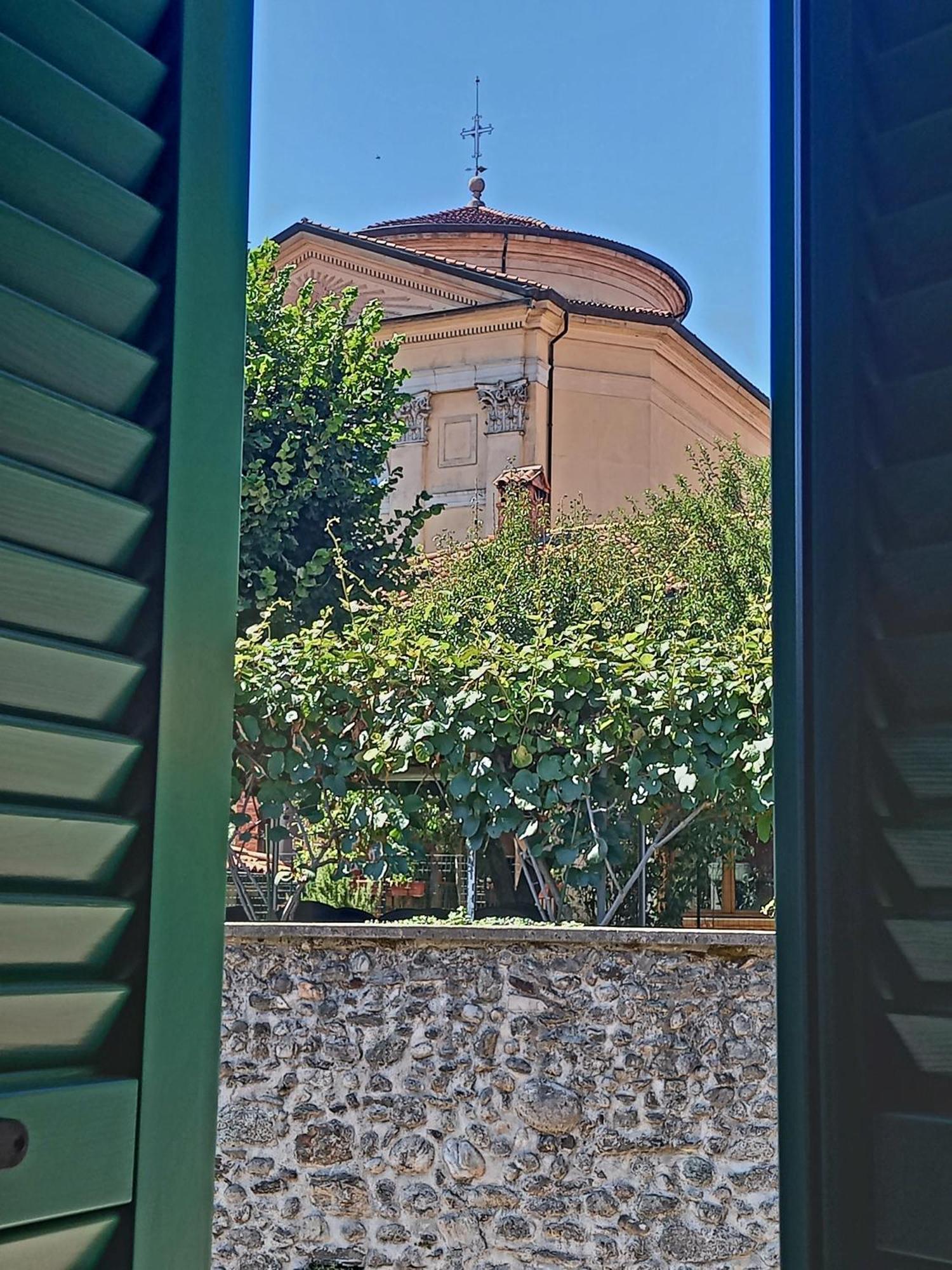 Carlito'S Trattoria Con Alloggio Vertemate Rum bild